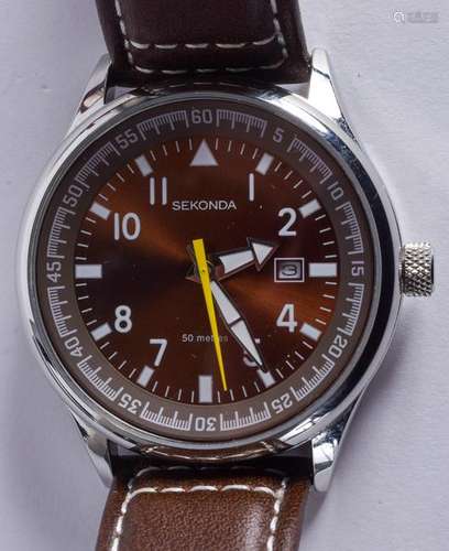 A BOXED SEKONDA WRISTWATCH. 4 cm wide.