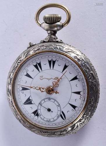 AN ANTIQUE WRESTLING POCKET WATCH. 5 cm diameter.