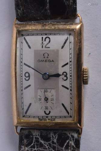 A 1950S 9CT GOLD OMEGA RECTANGULAR WRISTWATCH. 2.5 cm x