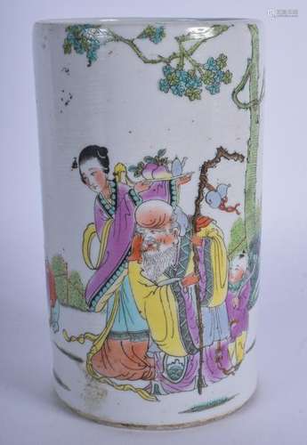 A CHINESE BRUSH POT. 13.5 cm high.