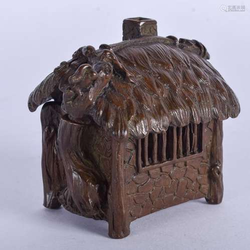 A SMALL JAPANESE BRONE HOUSE CENSER. 6 cm x 5 cm.