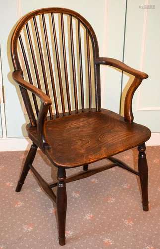 AN ANTIQUE WINDSOR CHAIR, possibly elm. 91 cm x 54 cm.