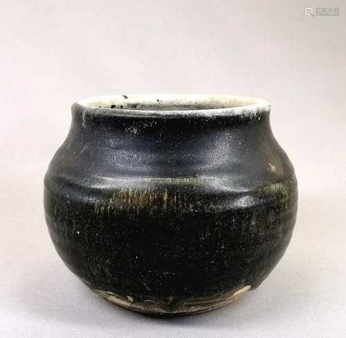 A Nice Chinese Black Glazed Jar