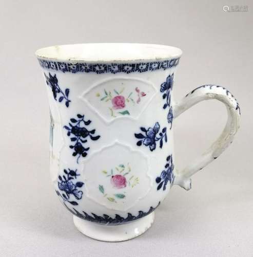 An Elegant Chinese Export 18th c Ceramic Cup