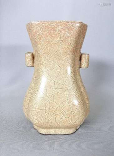 A superb Chinese Ge kiln whitish bottle Hu