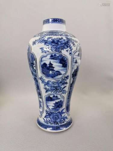 SUPERB CHINESE QING QIAN LONG BLUE AND WHITE VASE