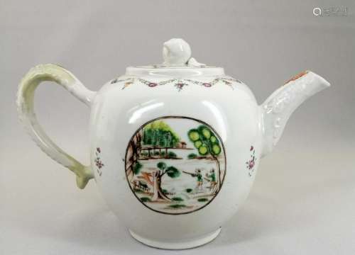 Chinese Export 18th c. Famille- Rose Teapot