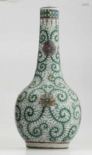 Chinese Ge crackle famille rose porcelain vase