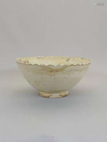A rare Chinese Song dynasty white glazed bowl.
