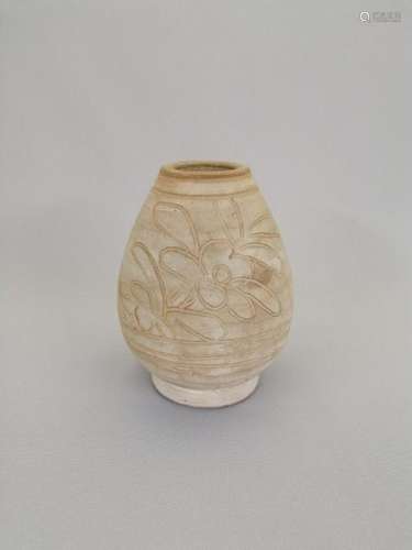 A nice Chinese Ci Zhou kiln porcelain vase decora.