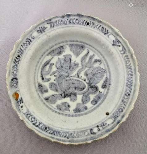 A Nice Chinese Ming Dynasty Blue and White Plat