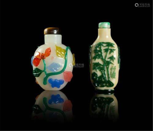 Two Chinese Peking Glass Snuff Bottles Taller: height 2