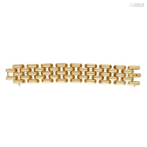 A fourteen karat gold bracelet,