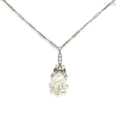 A yellow diamond pendant,