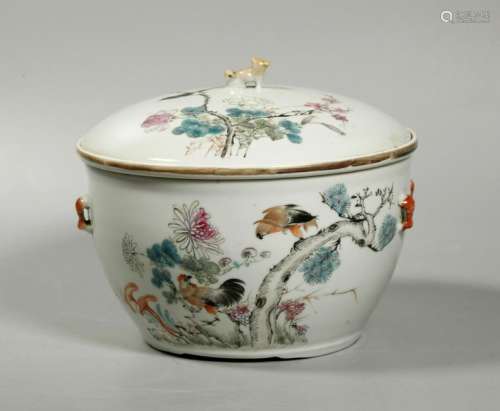 Yu Huan Wen; Chinese Artist Porcelain 3-Part Bowl