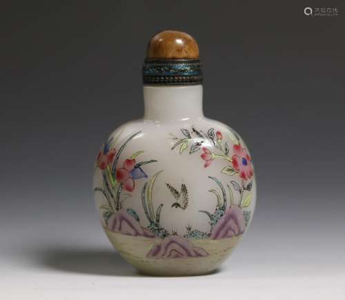 Chinese Qing Dynasty Enameled Glass Snuff Bottle