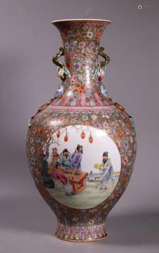 Fine Chinese Republic Fencai Enamel Porcelain Vase
