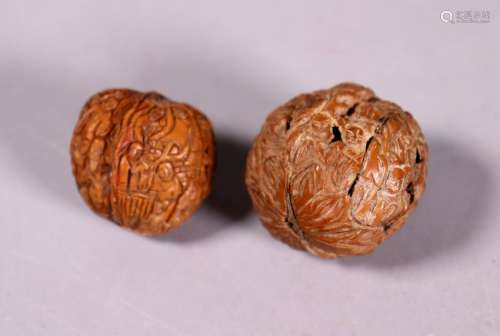 2 Chinese Antique 18 Lohan Carved Walnut Shells