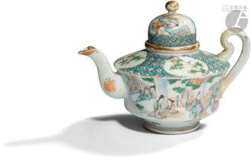 CHINE, Canton XIXe siècle Théière en porcelaine ém…