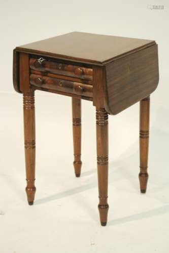 Late Federal Mahogany Drop Leaf Side Table