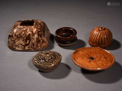 A GROUP OF LITERATI VESSELS, SUNG DYNASTY