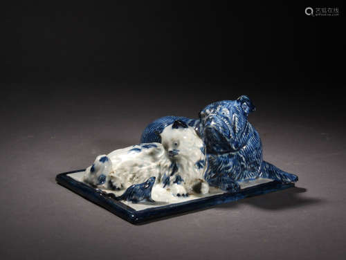 DOUBLE BLUE AND WHITE ANIMALS, 19TH CENTURY