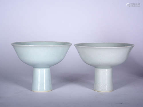 A PAIR OF BLANC-DE-CHINE STEAM CUPS, YONGZHENG PERIOD