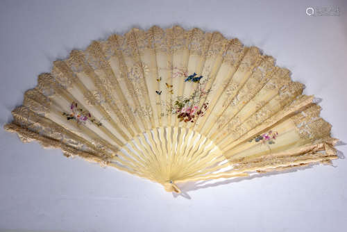 A VICTORIAN FAN