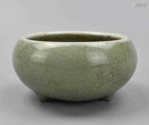 Chinese Ge-Type Celadon Washer,18th C.