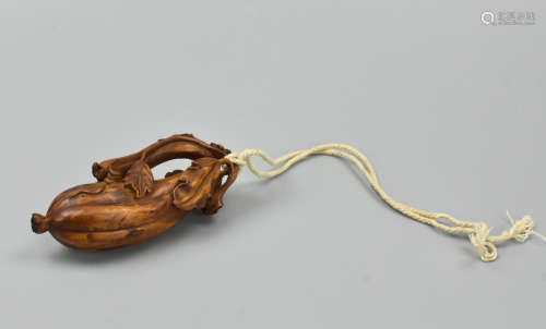 Chinese Huali Wood Pendant Carving ,Luffa Gourd