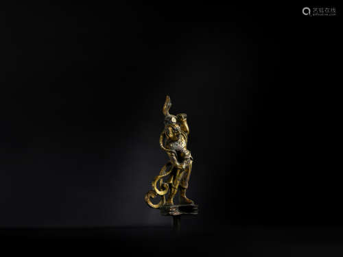 唐代   銅鎏金力士像