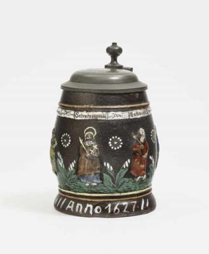 A TankardAnnaberg, dated 1627 Stoneware, decorated with colourful enamel paints. Pewter cover.