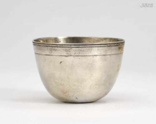 A TumblerAugsburg, 1685 - 1687, probably Ulrich Schnell Silver. With engraved bands. Hallmarked (