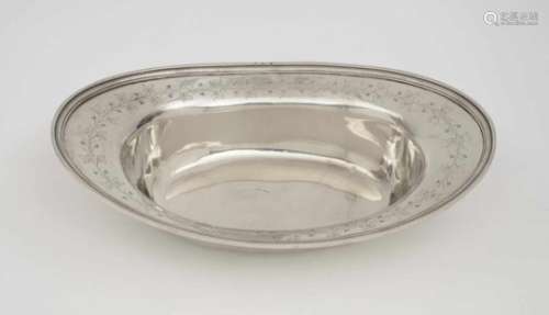 An Oval BowlParis, 1809 - 1819, Pierre Jacques Meurice Silver. Hallmarked (R. 6573, 6588, 6605).