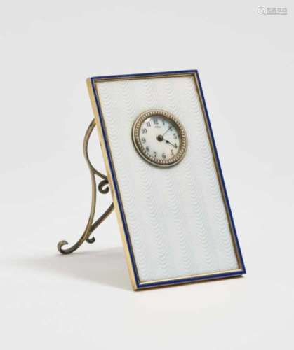 A Table ClockSt. Petersburg, 1908 - 1917, in the style of Fabergé Mount 14 K gold with blue