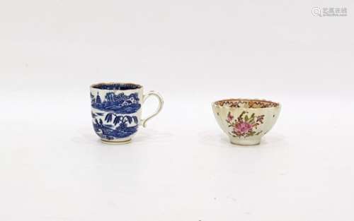 18th century Caughley china cup, fluted, with underglaze blue 