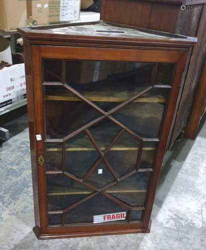 Mahogany wall hanging corner cupboard, astragal glazed door enclosing shelves