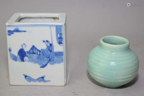 19-20th C. Chinese B&W Brush Pot and Green Glaze Jar