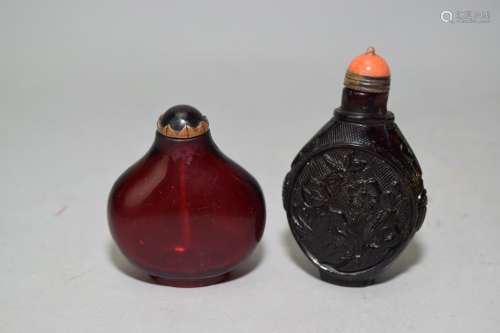 Two Chinese Faux Amber Snuff Bottles