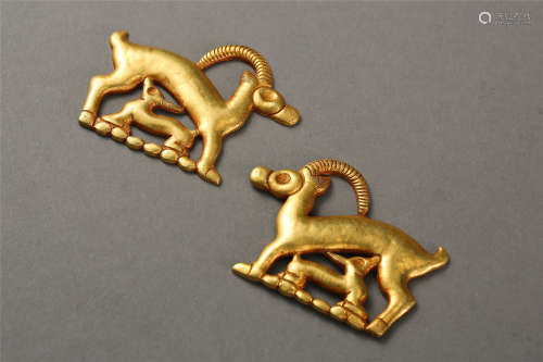 PAIR OF CHINESE PURE GOLD DEER