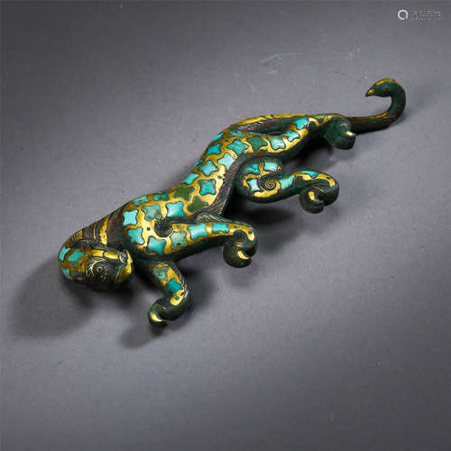 CHINESE GOLD TURQUOISE INLAID BRONZE DRAGON BELT HOOK