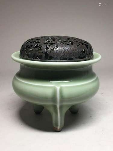 Japanese Celadon Porcelain Censer with Silver Lid