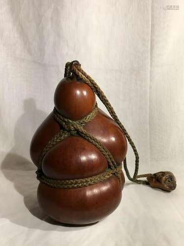 Large Japanese Gourd Vessel