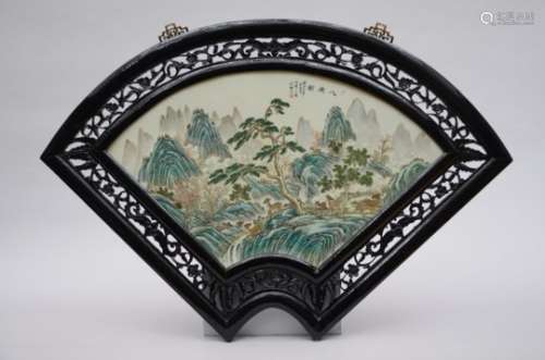 Large fan shaped plaque in Chinese porcelain 'landscape with deer' (70x39cm)