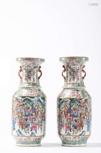 A pair of vases in Canton porcelain 'warriors and servants' (*) (62cm)