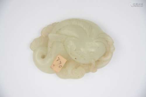 A Chinese jade sculpture 'carp' (5x7cm)