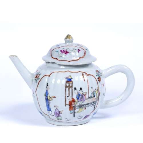 Famille rose teapot Chinese, late 18th Century painted in enamels with figures at a table 14cm high