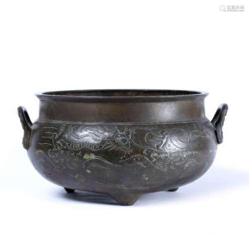 Bronze large censer Chinese, 19th Century with engraved dragons around the sides 38cm across x
