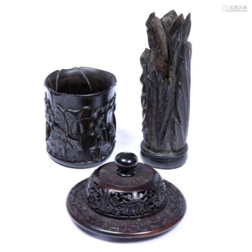 Carved hardwood 'Buddha's hand' finger citrus Chinese 32cm a carved hardwood vase cover, 21cm and