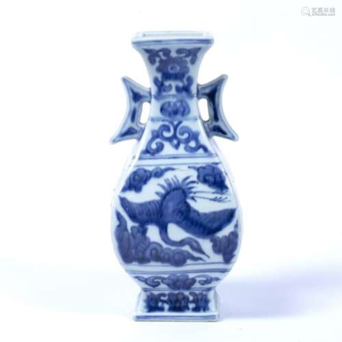 Blue and white Wan Li style vase Chinese, 19th Century having panels of phoenix and cloud designs